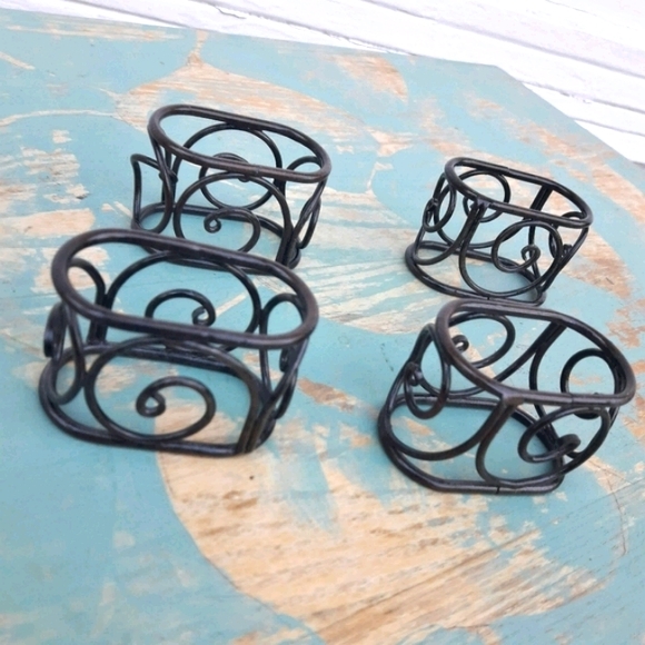 4 Napkin Rings Serveware Dining Essentials Metal - Picture 9 of 9